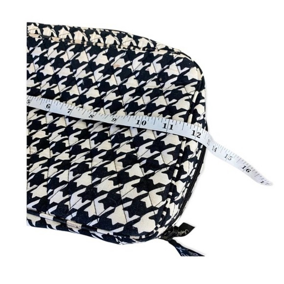 Vera Bradley Make-Up Bag - Picture 2 of 6